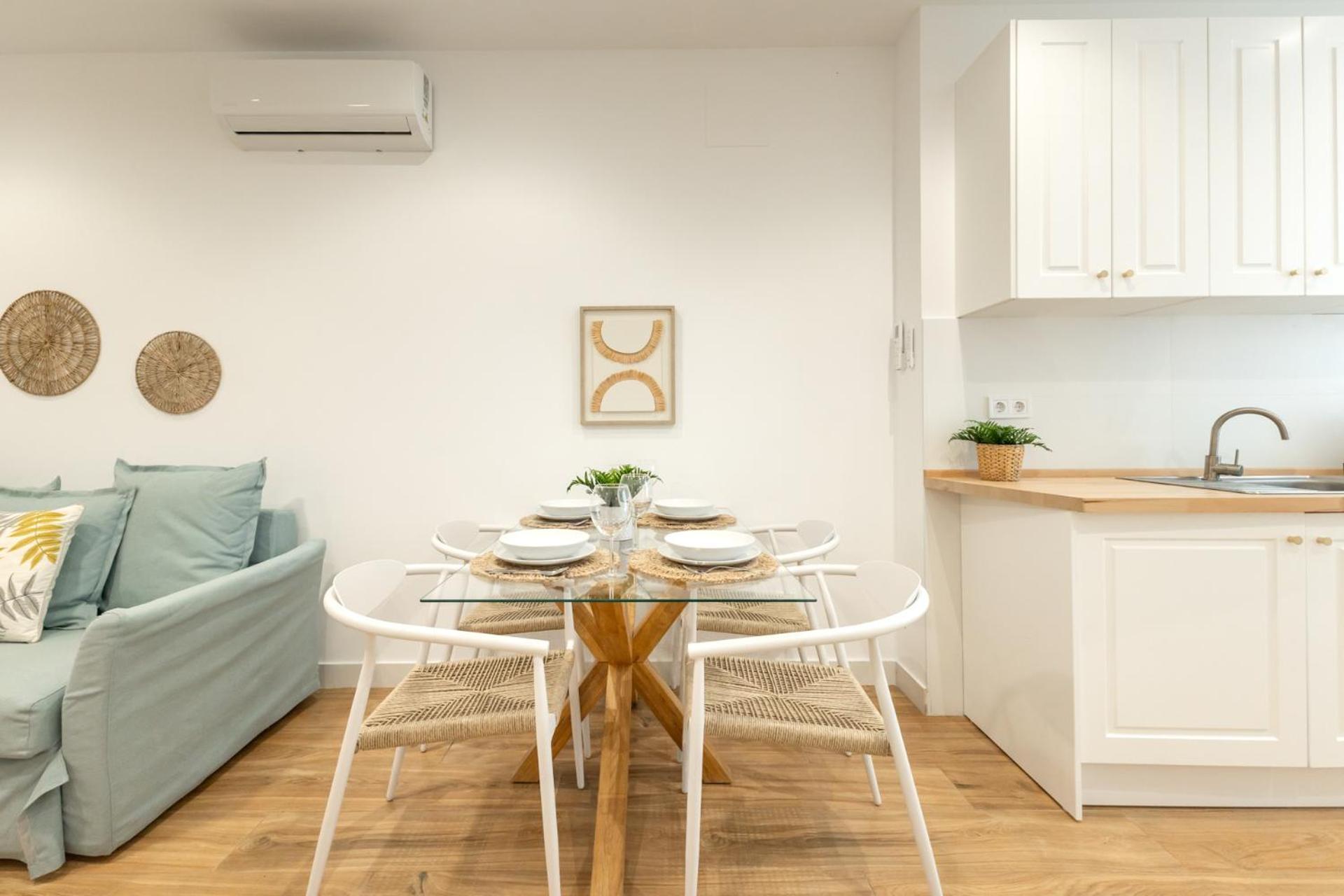 Isg Apartments Triana 1 Севилья Экстерьер фото